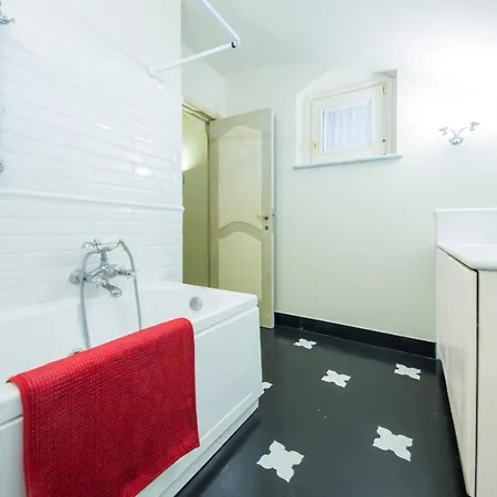 Appartement Luxury By Holiday 24 *