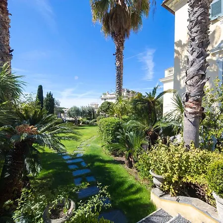 Luxury By Holiday 24 ג'נובה
